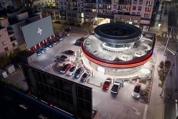 Robots serving popcorn, cybertruck food boxes and 66ft movie screens: Inside Elon Musk’s Tesla diner