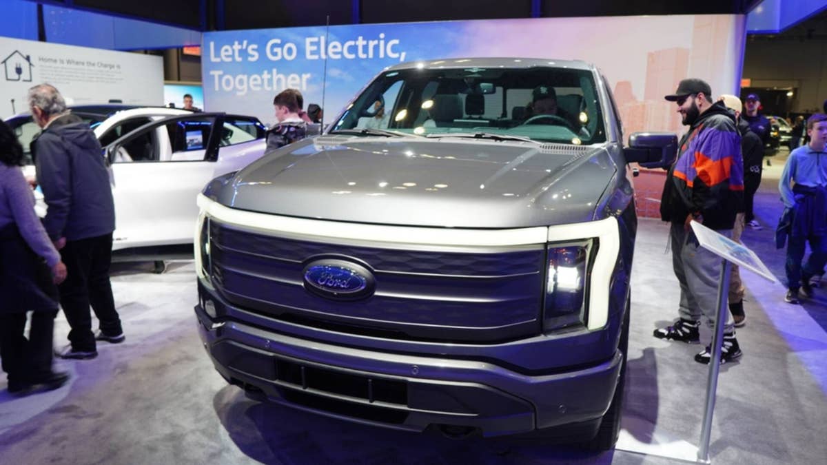 RBC analyst slashes 3 key auto price targets