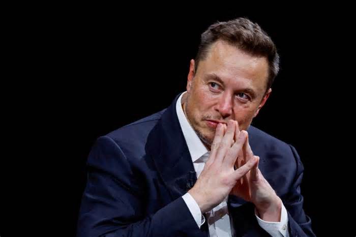 Elon Musk gets $29B pay package from Tesla board to keep him at EV maker