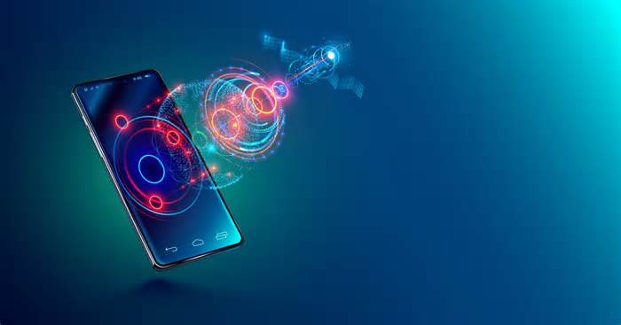 T-Mobile launches nationwide satellite service with Starlink