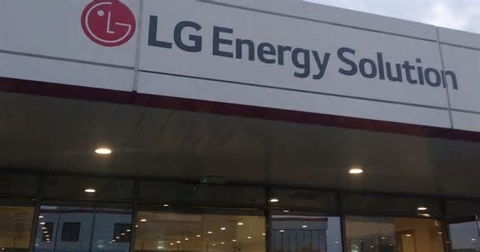 Why Tesla’s $4.3 Billion Battery Deal Is Actually About Escaping China