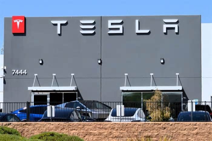 Tesla Vehicle Production Cost '1/7' That Of Waymo, Elon Musk's EV Giant Closer To Full Autonomy Than Competition: Report