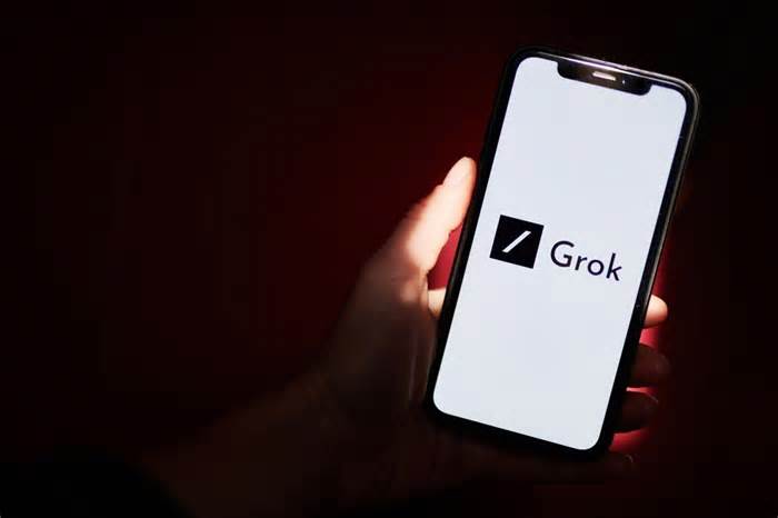 Elon Musk’s Grok Chatbot Publishes Series of Antisemitic Posts
