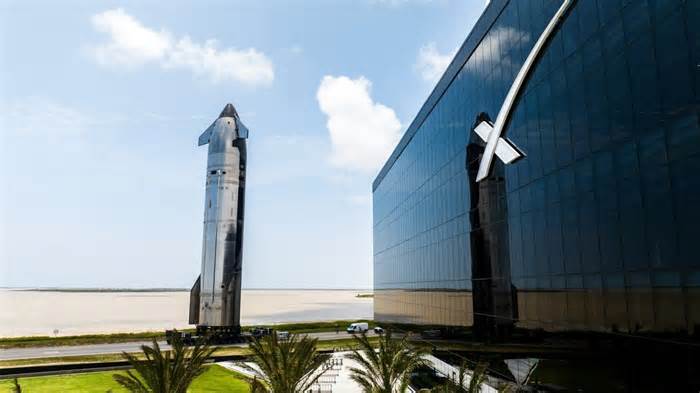 SpaceX pencils in date for next flight of the world's most powerful rocket