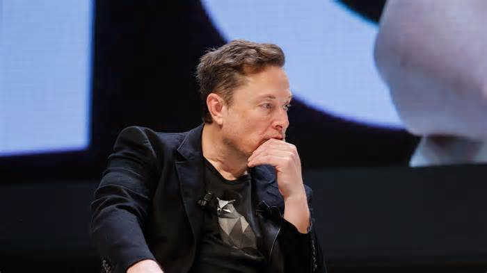 Elon Musk says we're in the "intelligence big bang" — after warning that a power crunch could kill the AI revolution this year
