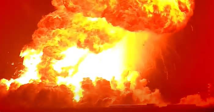 SpaceX Starship explodes on test stand, but no injuries reported