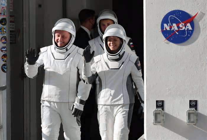 SpaceX punches through Crew-11 launch while NASA mulls space station commitment