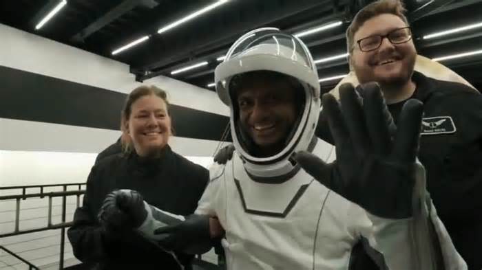 Welcome Home Shubhanshu Shukla! SpaceX Dragon Splashes Down With Ax-4 Mission Crew