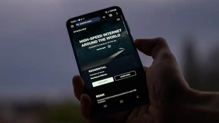 Canadians Hit by Wildfires Can Get Free Starlink Service Right Now: Here's Where