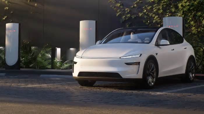 Tesla’s Model Y Hits a Roadblock: Sluggish Sales Signal Shifting EV Landscape