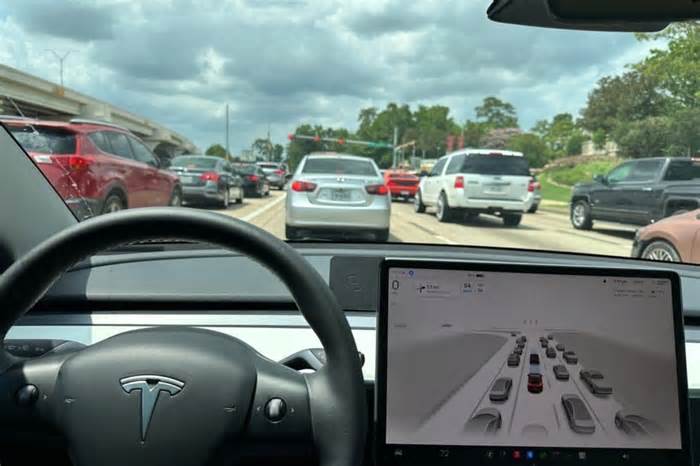 Elon Musk's Tesla Teases FSD Capabilities Ahead Of June Robotaxi Event