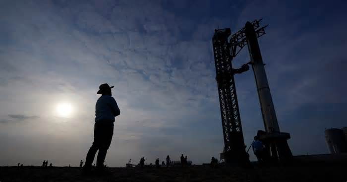 Aiming for less explosive end, SpaceX targets Starship launch today at Texas’ Starbase