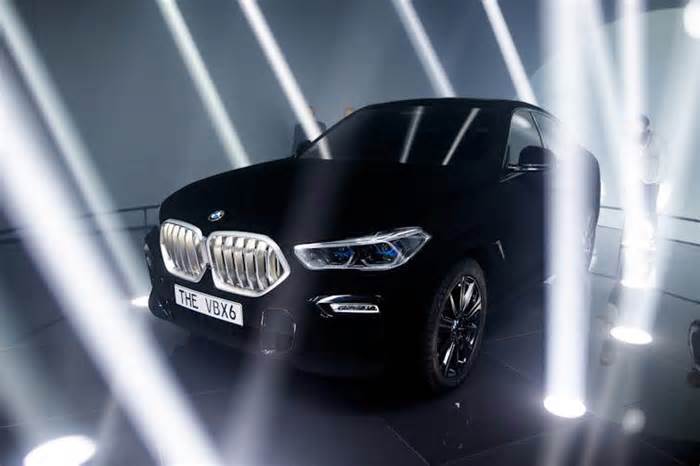 An ultra-black coating for satellites could stop them spoiling astronomy pictures