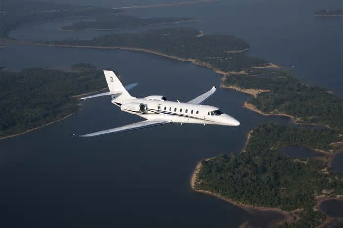 Textron Aviation installs Elon Musk’s Starlink internet on Cessna Sovereign jets