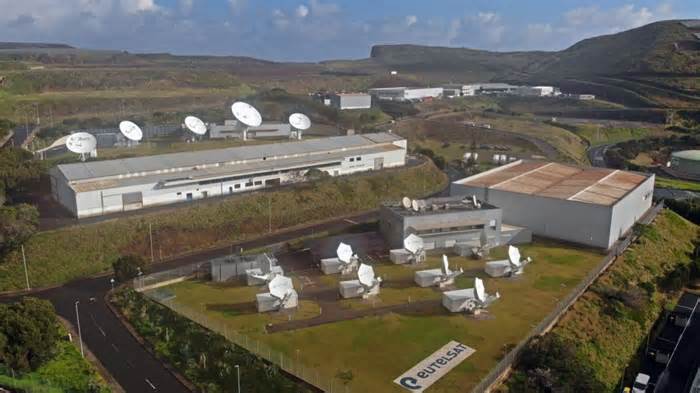 Starlink rival Eutelsat pops 22% as France backs capital raise