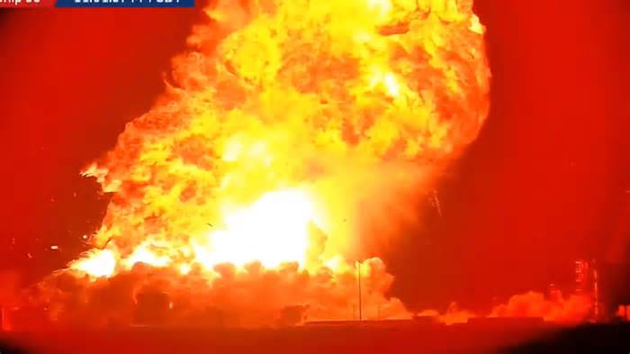 Horror footage shows SpaceX Starship exploding into giant fireball at Elon Musk site