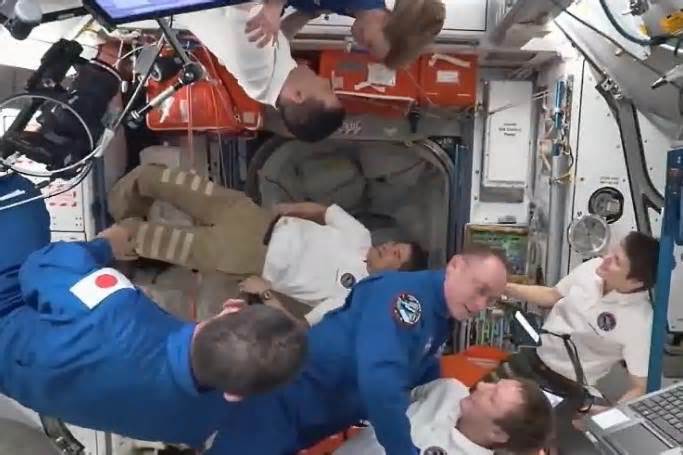 SpaceX Dragon delivers Crew-11 to International Space Station