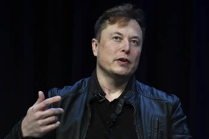 Elon Musk Killed Starlink Over Ukraine, Hurting a Counteroffensive Against Russia: Reuters