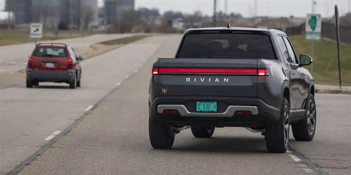 Another sign that the future of EV buying is leasing: Rivian leases its $73,000 truck