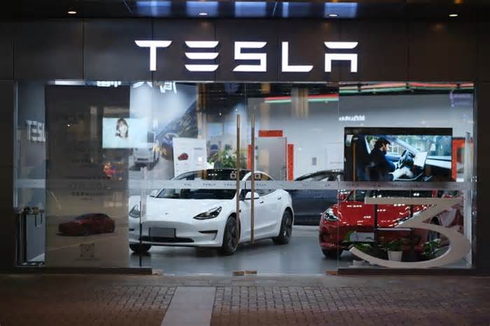 SA Asks: Will Xiaomi overtake Tesla in China?