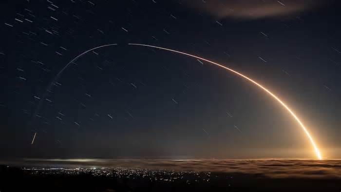 SpaceX Launched Starlink Satellites on Saturday Evening