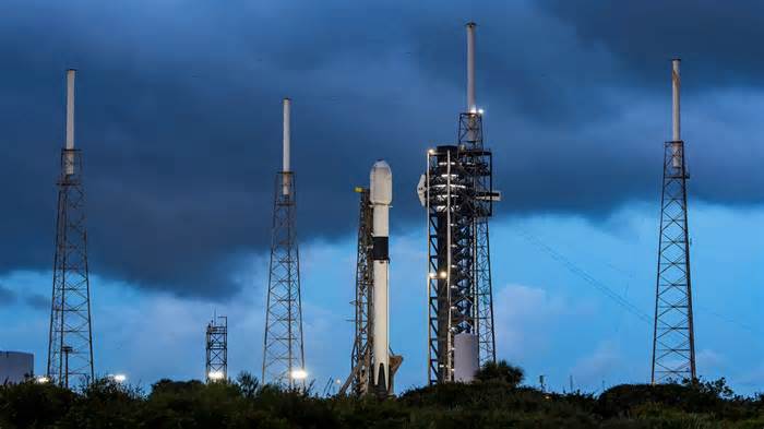SpaceX scrubs Amazon’s Project Kuiper launch
