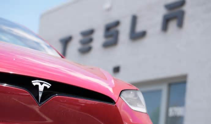 The saga in the electric vehicle market: Tesla lays off 14,000 employees