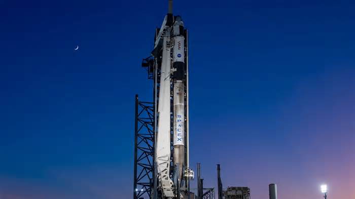 WATCH LIVE: SpaceX scrubs Crew-11 launch due to weather