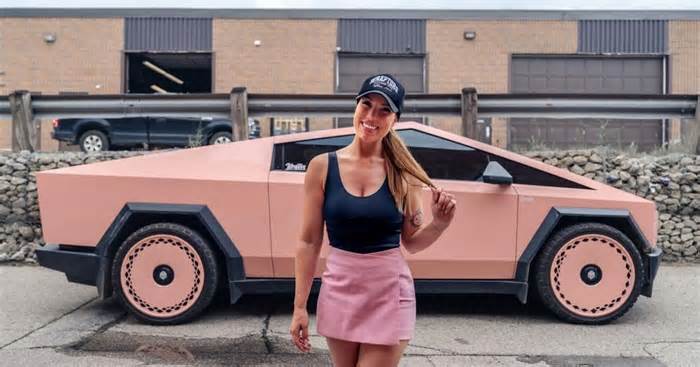 Tesla Cybertruck has a bad rap. So she gave hers a peach of a wrap