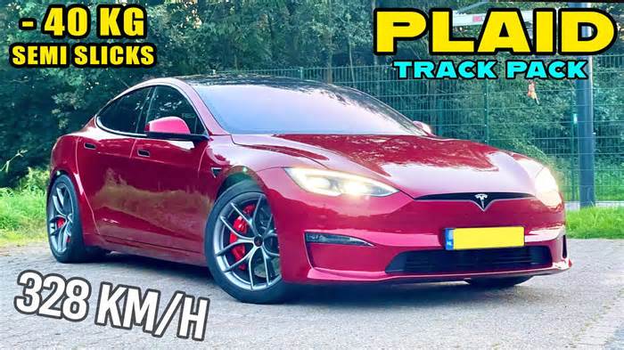 Tesla Model S Plaid Track Pack | 200 MPH Autobahn Review + Rear Seat Delete!
