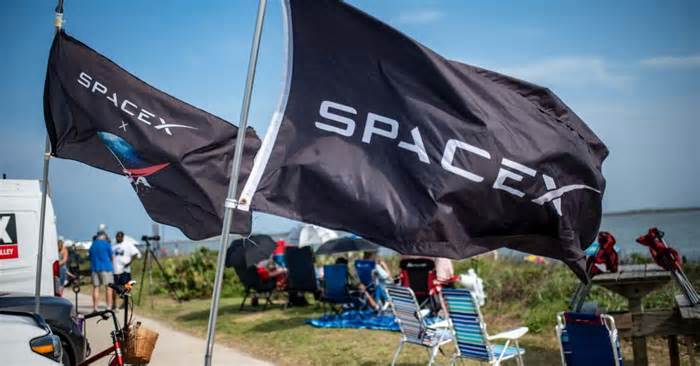Trump's Threat to Kill SpaceX Presents One Hidden Safety Concern