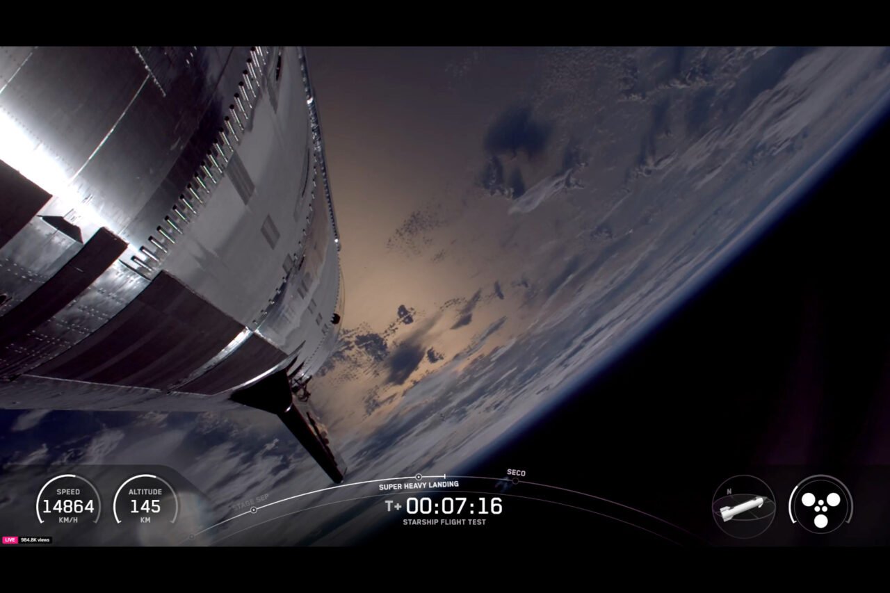 SpaceX Wants to Fly Its Gigantic Starship Directly Over Florida