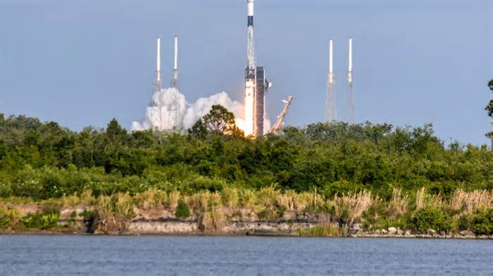 SpaceX notches 300th Falcon rocket booster landing after Tuesday liftoff from Cape Canaveral