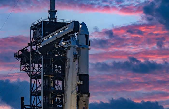 Overnight sonic boom possible as NASA clears way for SpaceX launch of Axiom Space mission