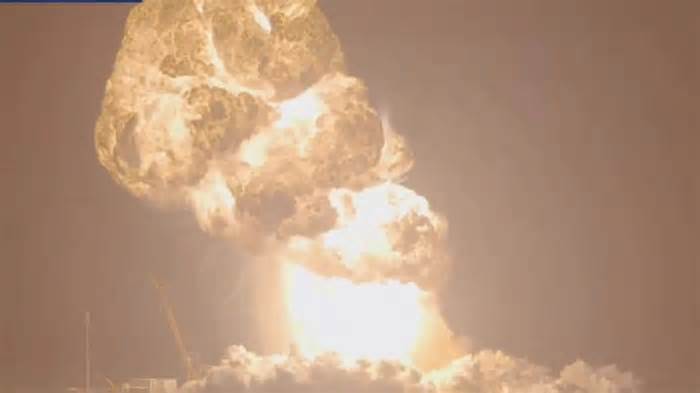 Watch | Elon Musk's SpaceX Starship explodes during flight test