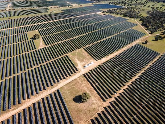 Climate: Green Energy Is Booming Beyond The Beltway