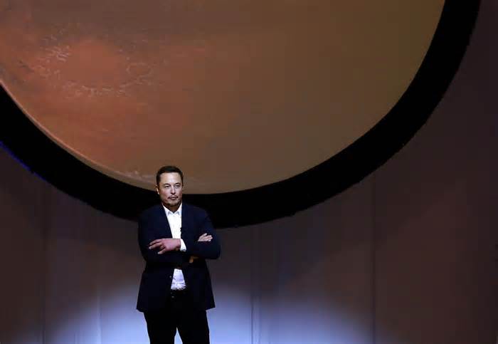 Updated Mars Vision From Elon Musk, SpaceX Hits Different Now, Matters More