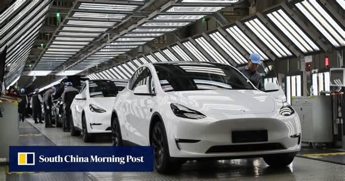 Tesla’s sales decline in China reaches 8th straight month as local rivals close in