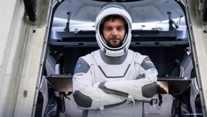 Hungarian astronaut arrives at ISS aboard SpaceX Crew Dragon
