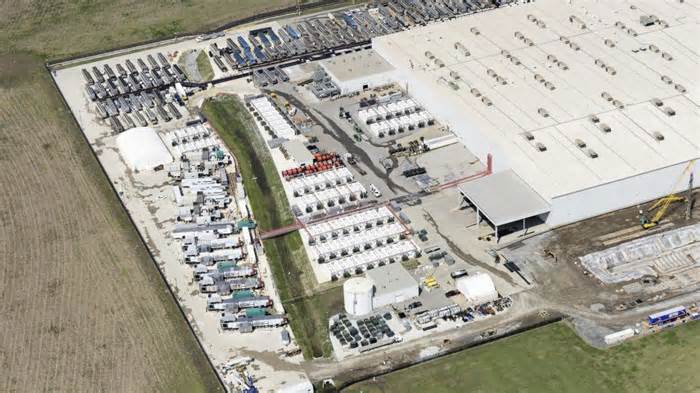 Elon Musk brought ‘the world’s biggest supercomputer’ to Memphis. Residents say they’re choking on its pollution