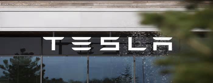 Tesla Recalls Cybertruck Over Faulty Accelerator Pedal