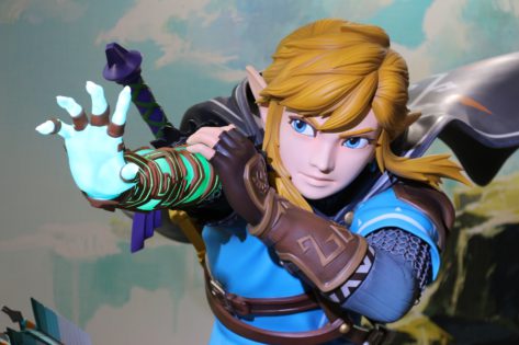 Zelda: Tears of the Kingdom Player Has Created a Tesla Cybertruck Way More Advanced Than the Original One