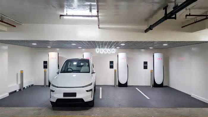 India’s First Tesla EV Charger Launch: How Mumbai’s BKC Became the Hub for Its Expansion