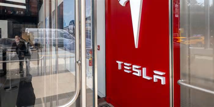 Excitement over Tesla’s robotaxi could still overshadow downbeat delivery numbers