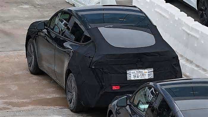 Tesla Model Q Photos Leaked - Tesla's Answer to BYD?