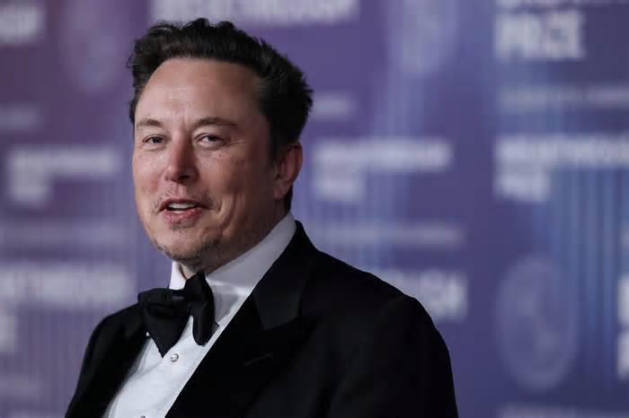 Musk's Starlink Set for India Launch: Pricing and How it Works Explained