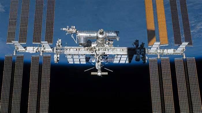Axiom-4 Astronauts Successfully Reach Space Station in Dragon Capsule