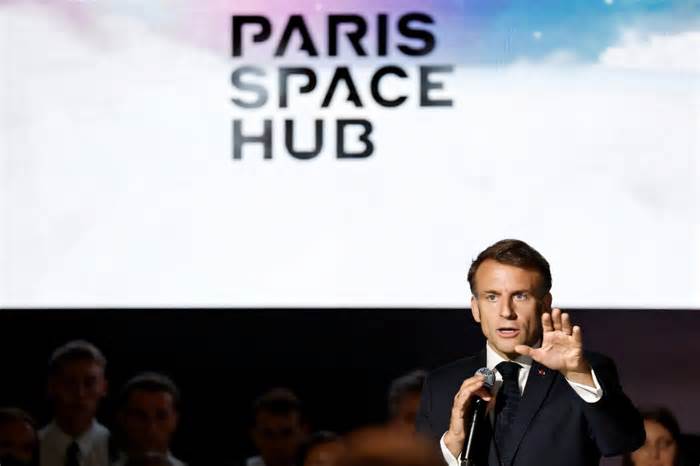 Macron says Europe must become 'space power' again
