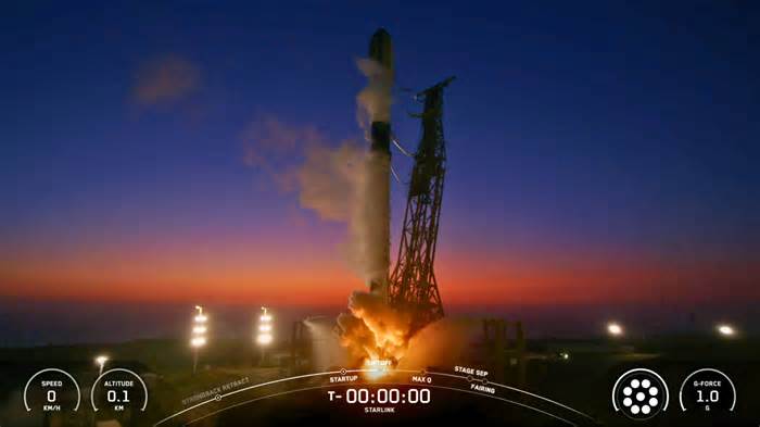 SpaceX rocket carrying Starlink satellites lights up Southern California sky