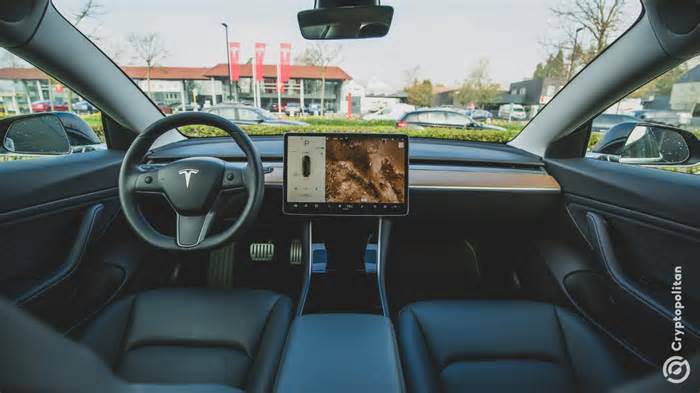Tesla struggles with Europe sales as U.S. legal issues pile up